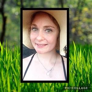 Meet your Posher, Caitlyn